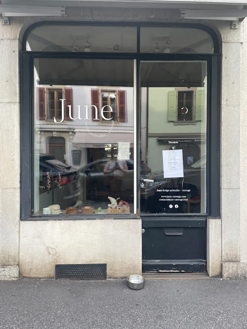 June design animalier — Zoofachhandel in Carouge, Genf. Bewertung 5.0/5.