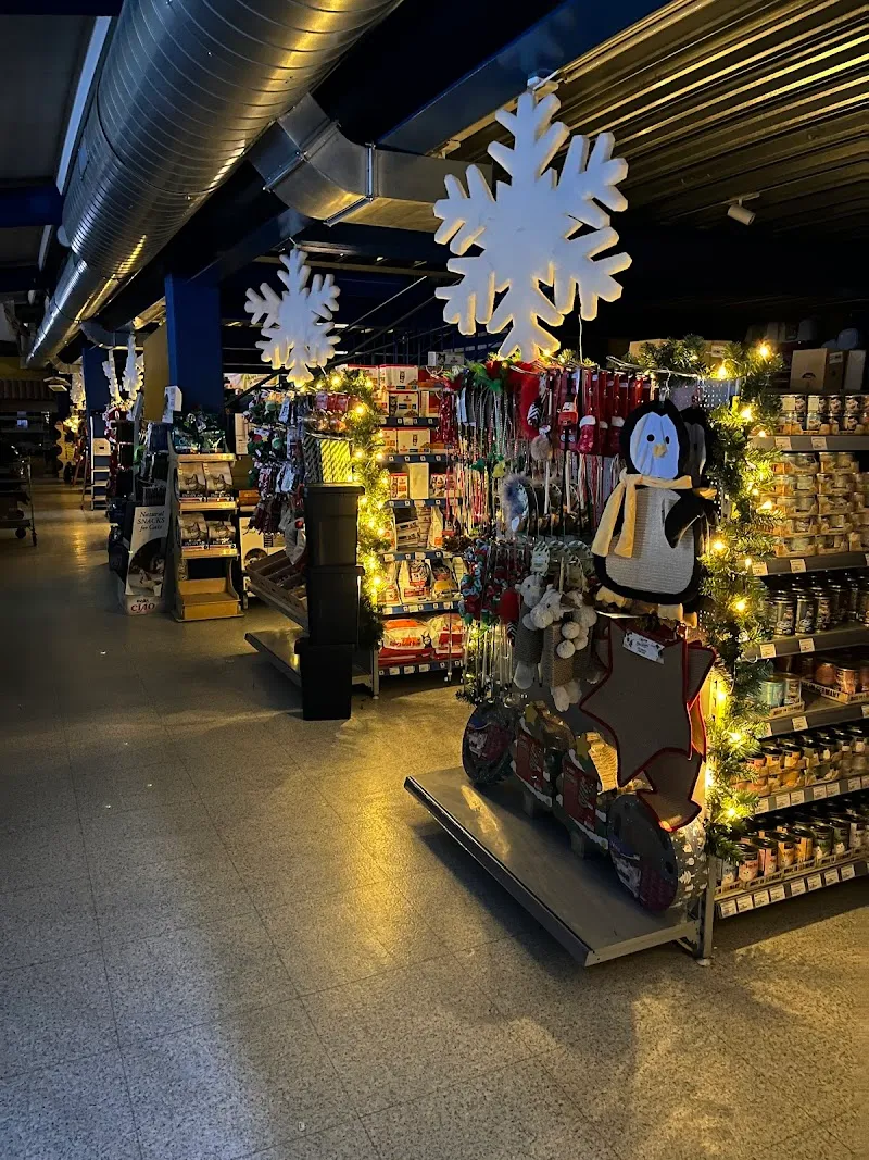 QUALIPET — Zoofachhandel, Meyrin, Genf. Foto 3