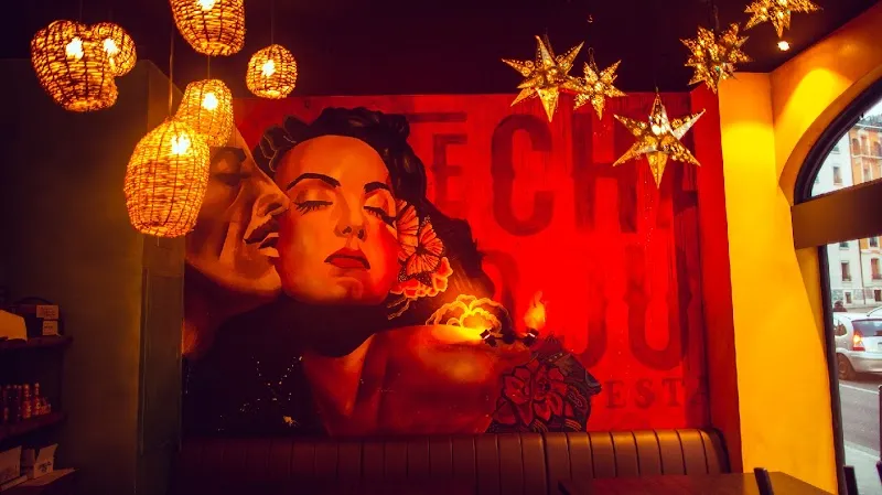 Restaurant Le Chat Rouge — Animalerie, Genève, Genève. Foto 3