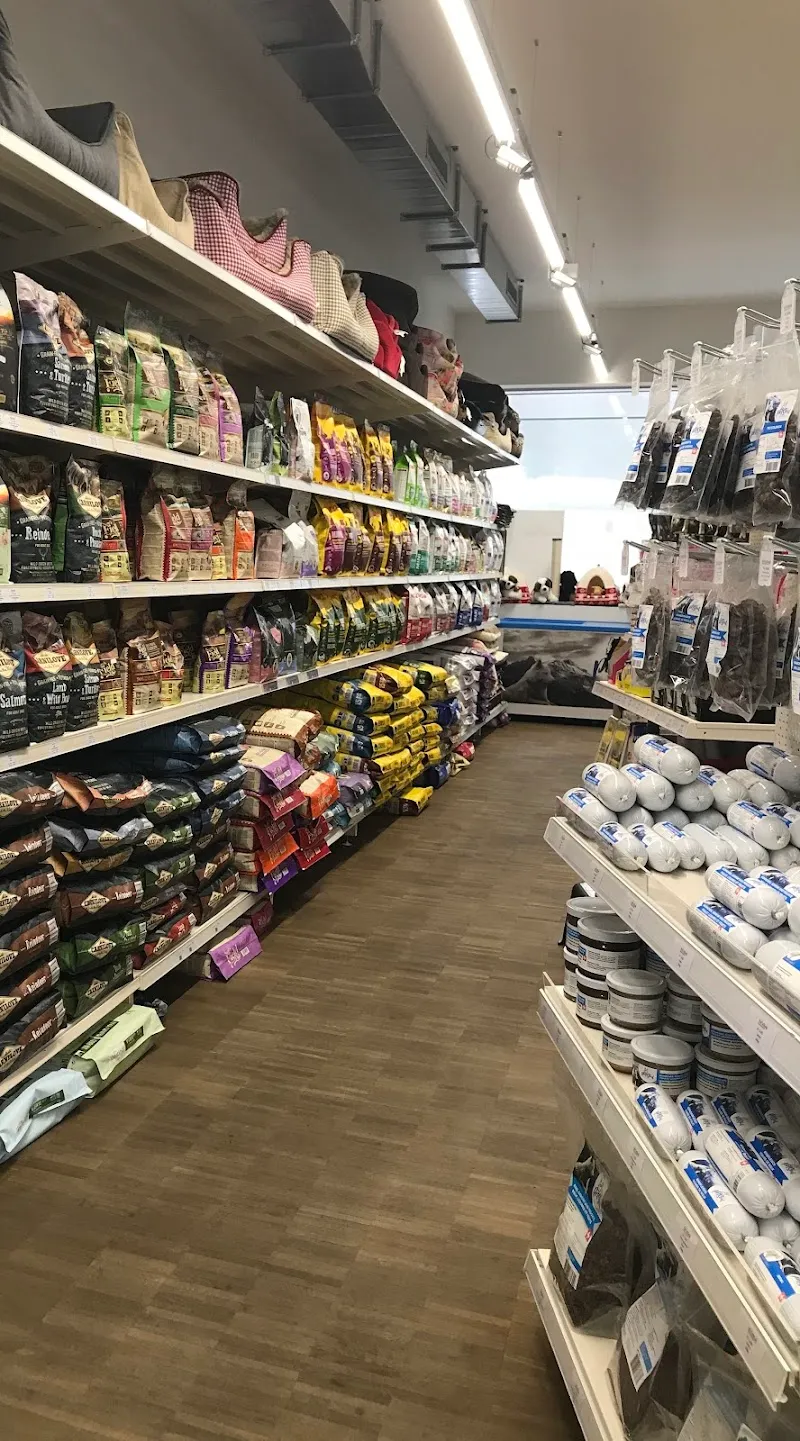 Pet's Shop Margadant — Zoofachhandel in Davos, Graubünden. Bewertung 4.7/5.