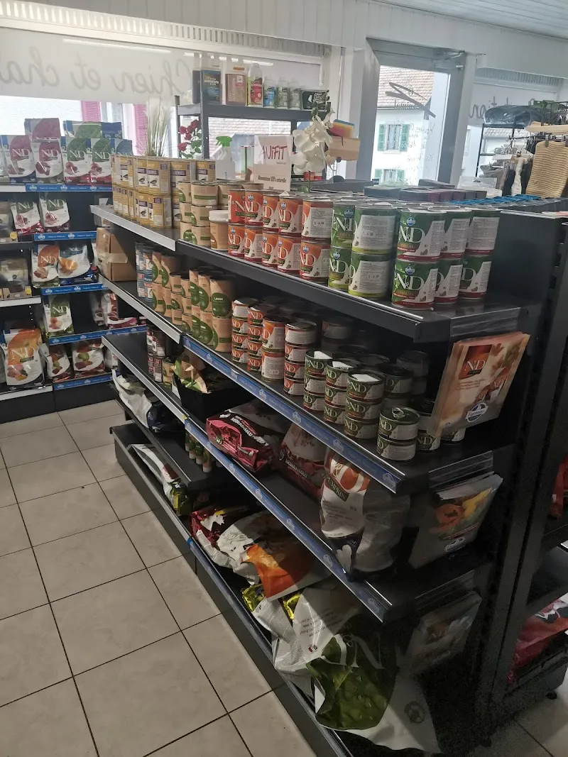 Ô Z'Animal — Pet Store, Vicques, Jura. Foto 2