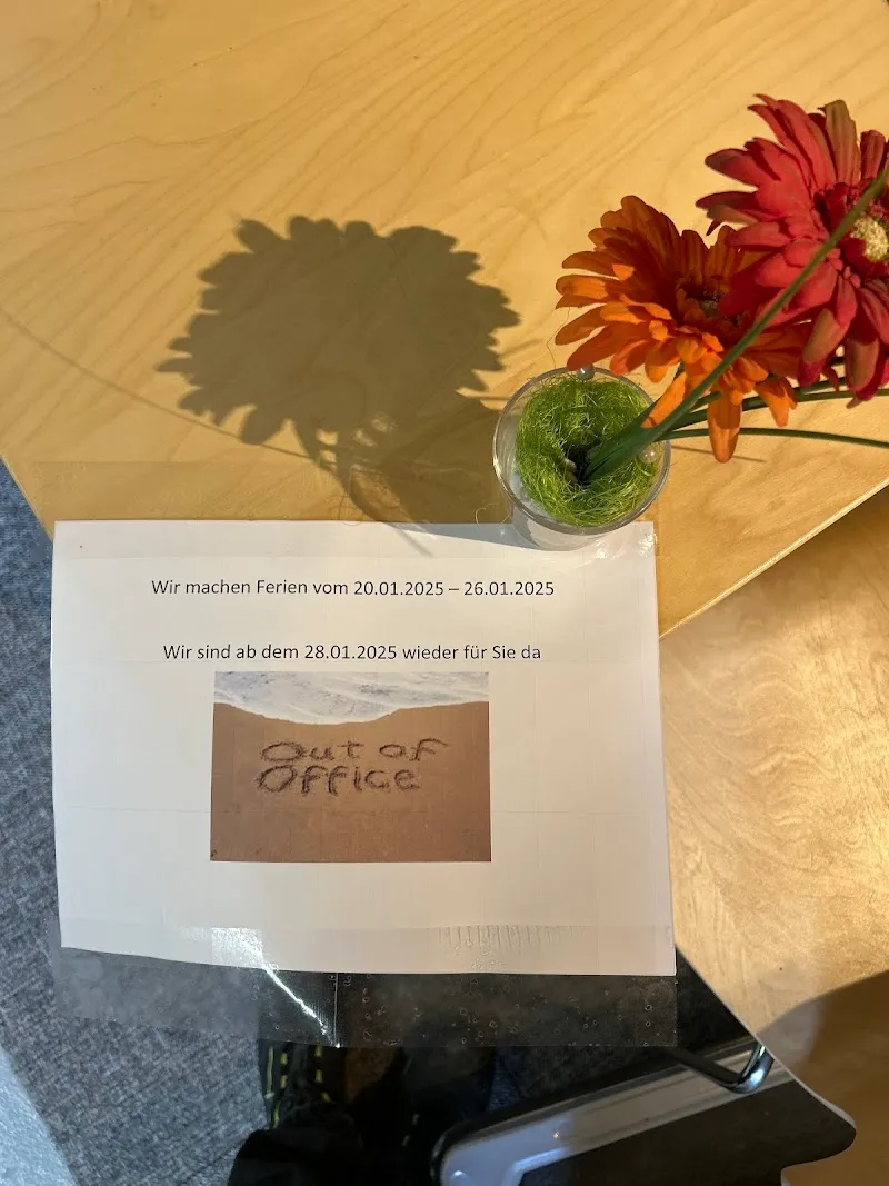 Halona GmbH — Zoofachhandel in Ennetmoos, Nidwalden. Bewertung 5.0/5.