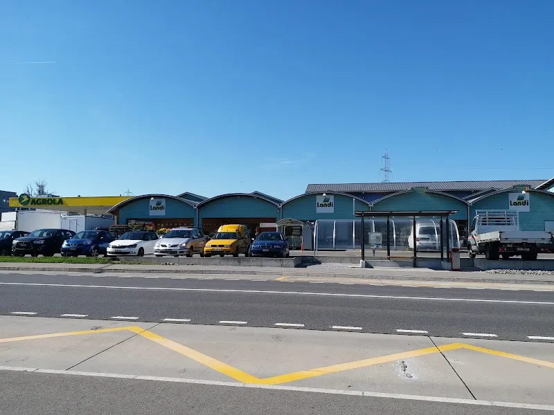 Landi Rothenburg — Animalerie, Rothenburg, Lucerne. Foto 3