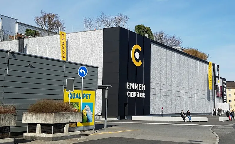 QUALIPET Center Emmenbrücke — Zoofachhandel in Emmen, Luzern. Bewertung 4.4/5.