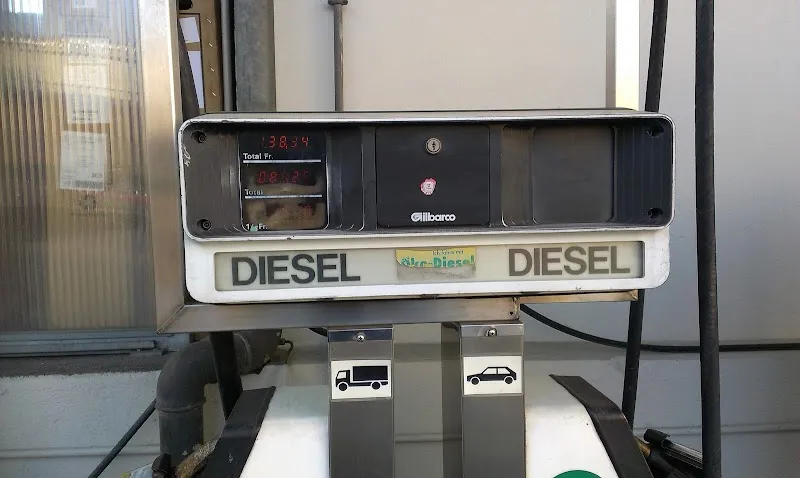 SIDLER Motorrad, Bike & Sport GmbH — Zoofachhandel, Hochdorf, Luzern. Foto 2