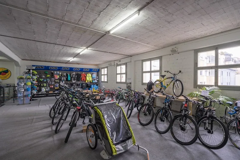 SIDLER Motorrad, Bike & Sport GmbH — Zoofachhandel, Hochdorf, Luzern. Foto 3