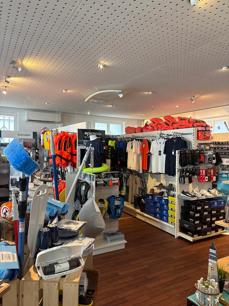 ABshop.ch Bootszubehör — Animalerie, Hergiswil, Nidwald. Foto 3