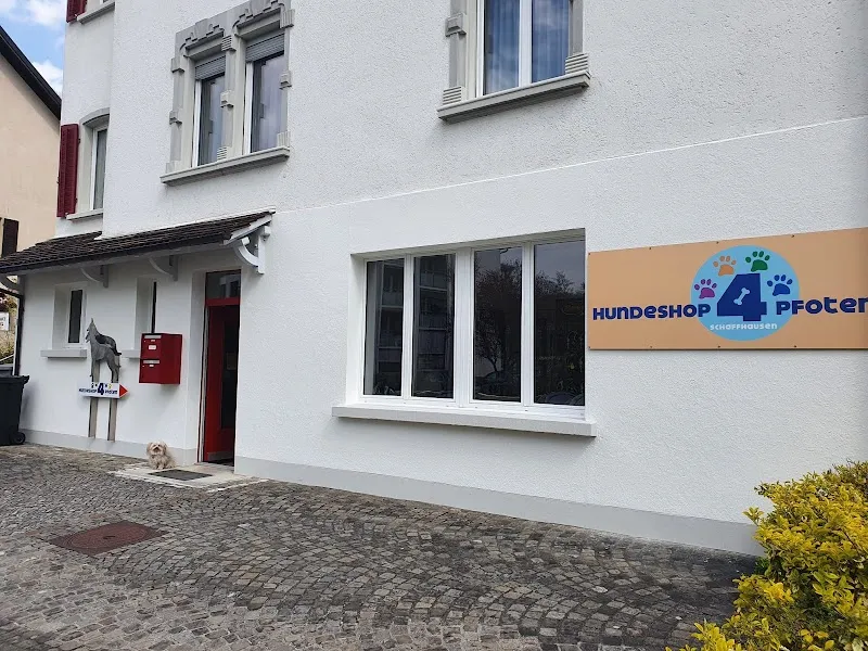 Hundeshop 4 Pfoten Andrea Huber — Zoofachhandel in Schaffhausen, Schaffhausen. Bewertung 4.9/5.