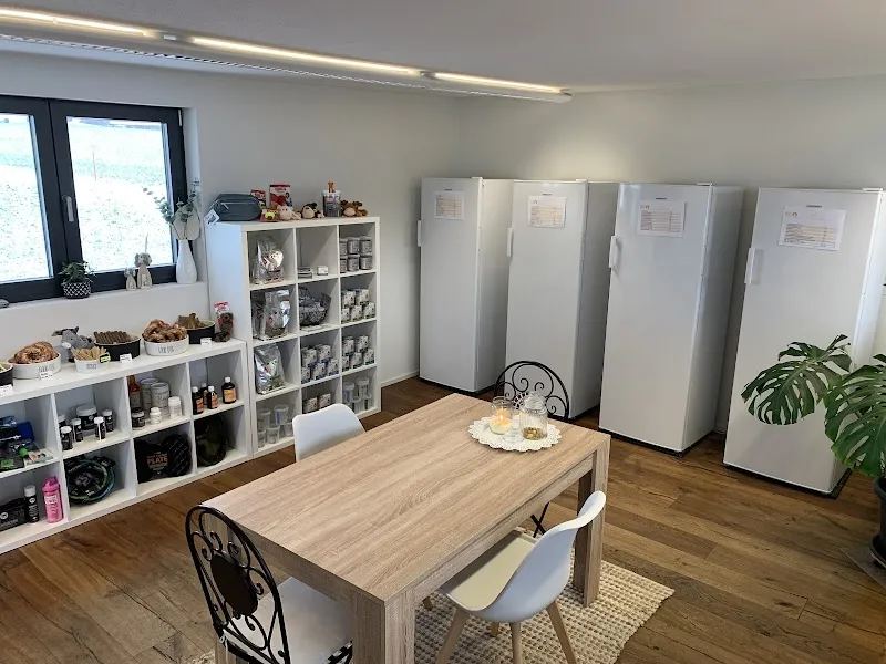 Wild Dogs BARF — Animalerie, Samstagern, Zurich. Foto 2