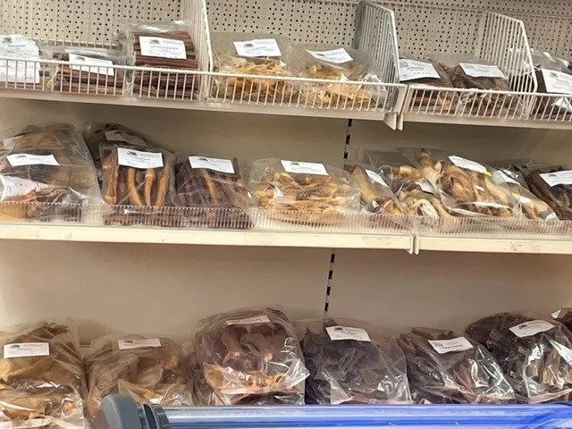 Hunde & Katzen Shop - Pet Food Partner GmbH — Zoofachhandel, Liestal, Basel-Landschaft. Foto 2