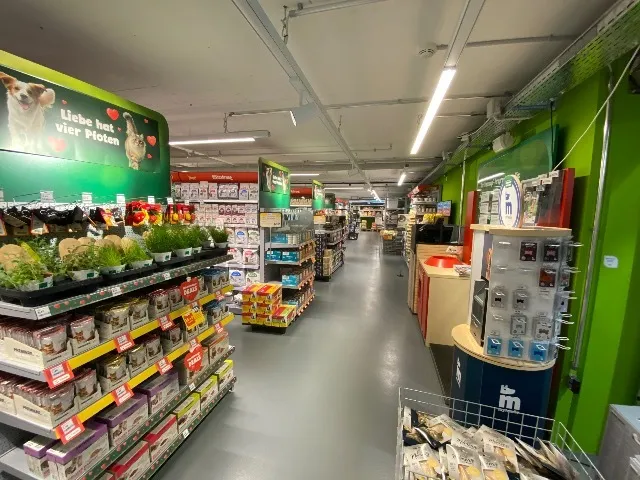 Fressnapf Wangs — Zoofachhandel, Vilters-Wangs, St. Gallen. Foto 2