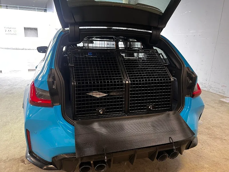 HuBoNaMa GmbH ( Hundeboxen nach Mass ) — Zoofachhandel, Zuzwil, St. Gallen. Foto 3