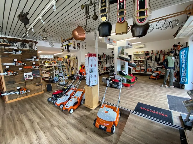 Caola Davide — Zoofachhandel, Mendrisio, Tessin. Foto 3