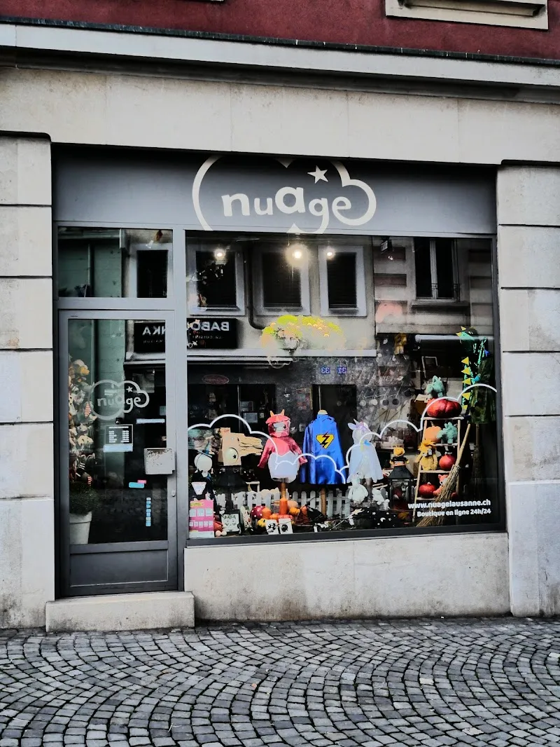 Nuage Lausanne — Zoofachhandel, Lausanne, Waadt. Foto 3