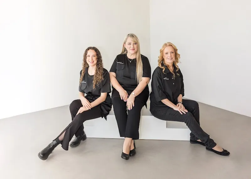 catmosphere Katzensalon / Katzencoiffeur Katzenbaden.ch Remetschwil — Katzenpension in Remetschwil, Aargau. Bewertung 5.0/5.