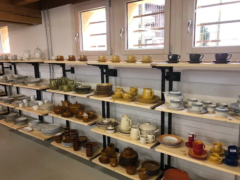 Brockenstube — Animalerie, Brig-Glis, Valais. Foto 2