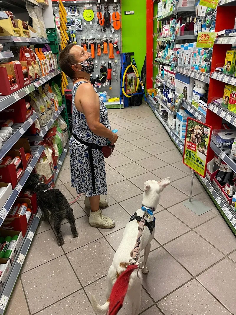 Fressnapf Affoltern am Albis — Zoofachhandel in Affoltern am Albis, Zürich. Bewertung 4.4/5.