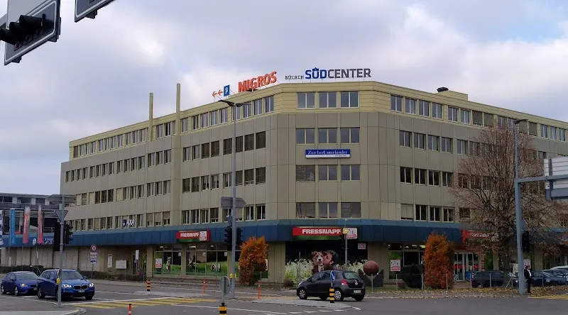 Fressnapf Bachenbülach — Zoofachhandel, Bülach, Zürich. Foto 3