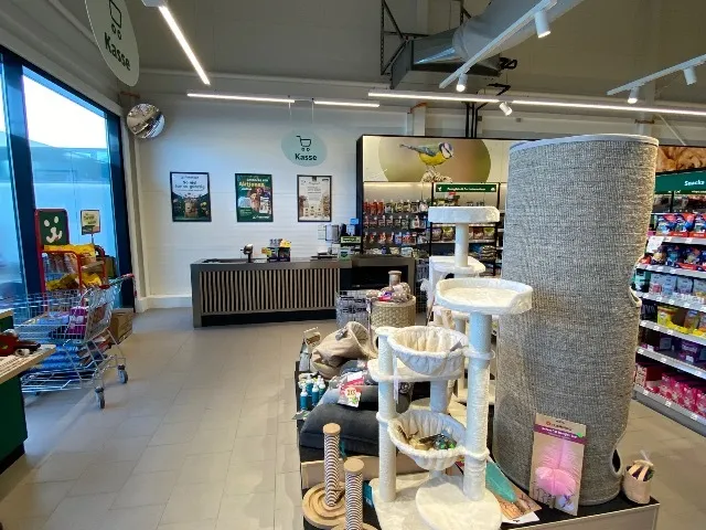 Fressnapf Hinwil — Zoofachhandel, Hinwil, Zürich. Foto 2