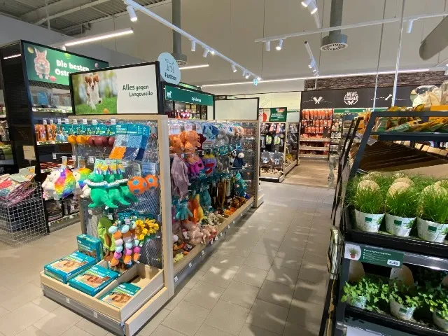 Fressnapf Hinwil — Zoofachhandel, Hinwil, Zürich. Foto 3