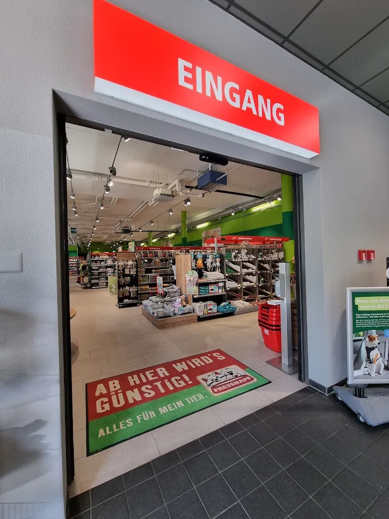 Fressnapf Männedorf — Zoofachhandel in Männedorf, Zürich. Bewertung 4.5/5.