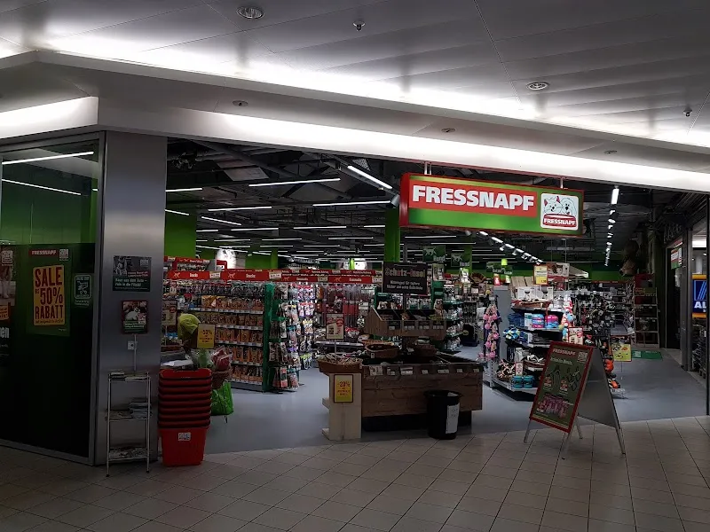 Fressnapf Schlieren — Zoofachhandel in Schlieren, Zürich. Bewertung 4.6/5.