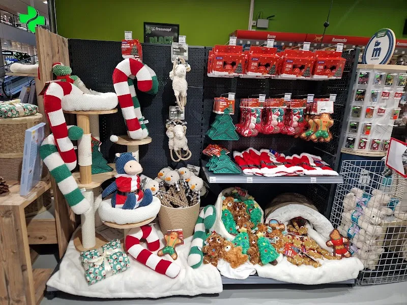 Fressnapf Spreitenbach — Zoofachhandel in Spreitenbach, Aargau. Bewertung 4.1/5.