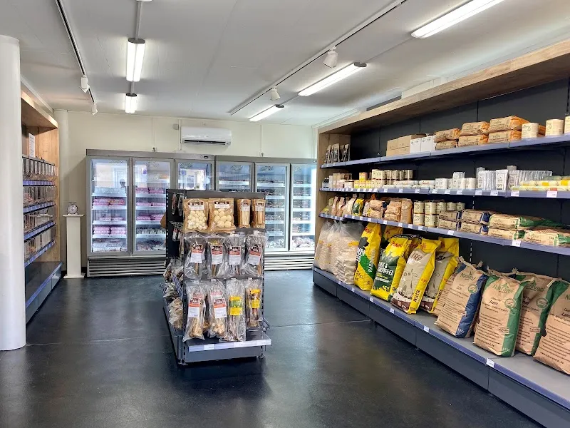 Freudentanz GmbH — Animalerie, Uster, Zurich. Foto 2