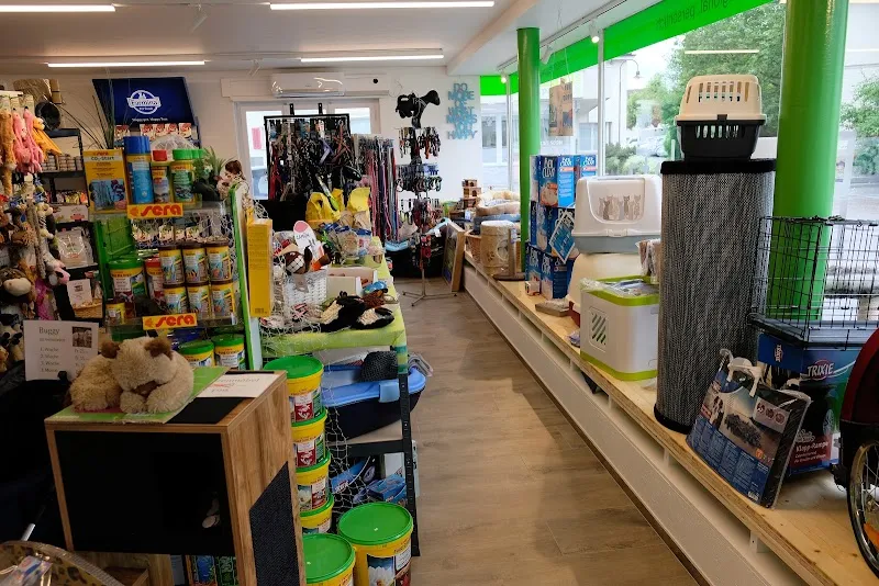 Fueterplatz — Zoofachhandel, Seon, Aargau. Foto 2