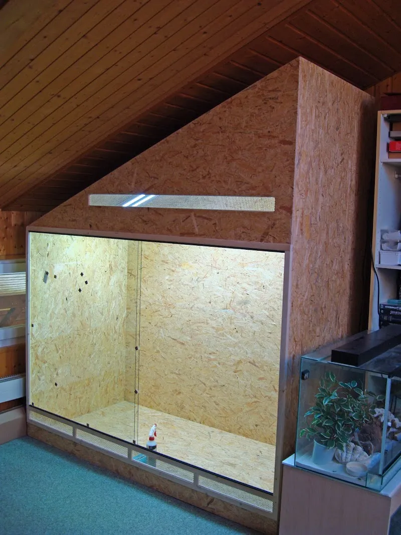 Holz-Terrarium.ch — Animalerie, Binz, Zurich. Foto 2