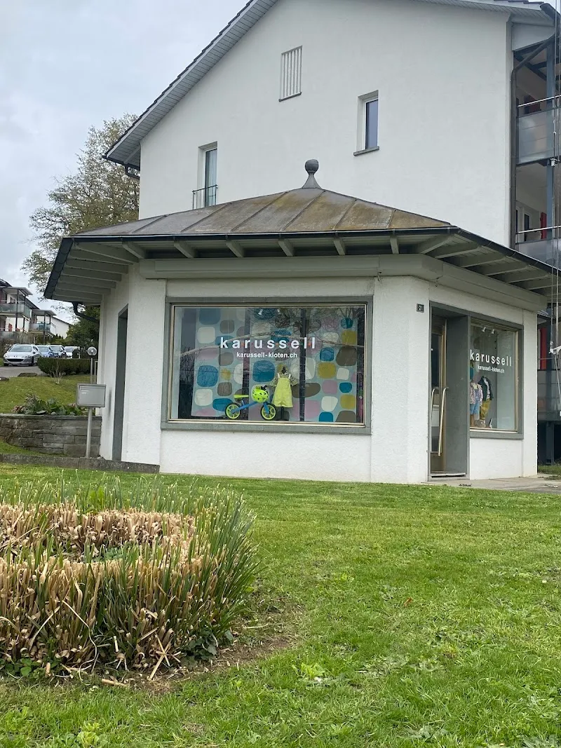 Karussell — Zoofachhandel in Kloten, Zürich. Bewertung 4.5/5.