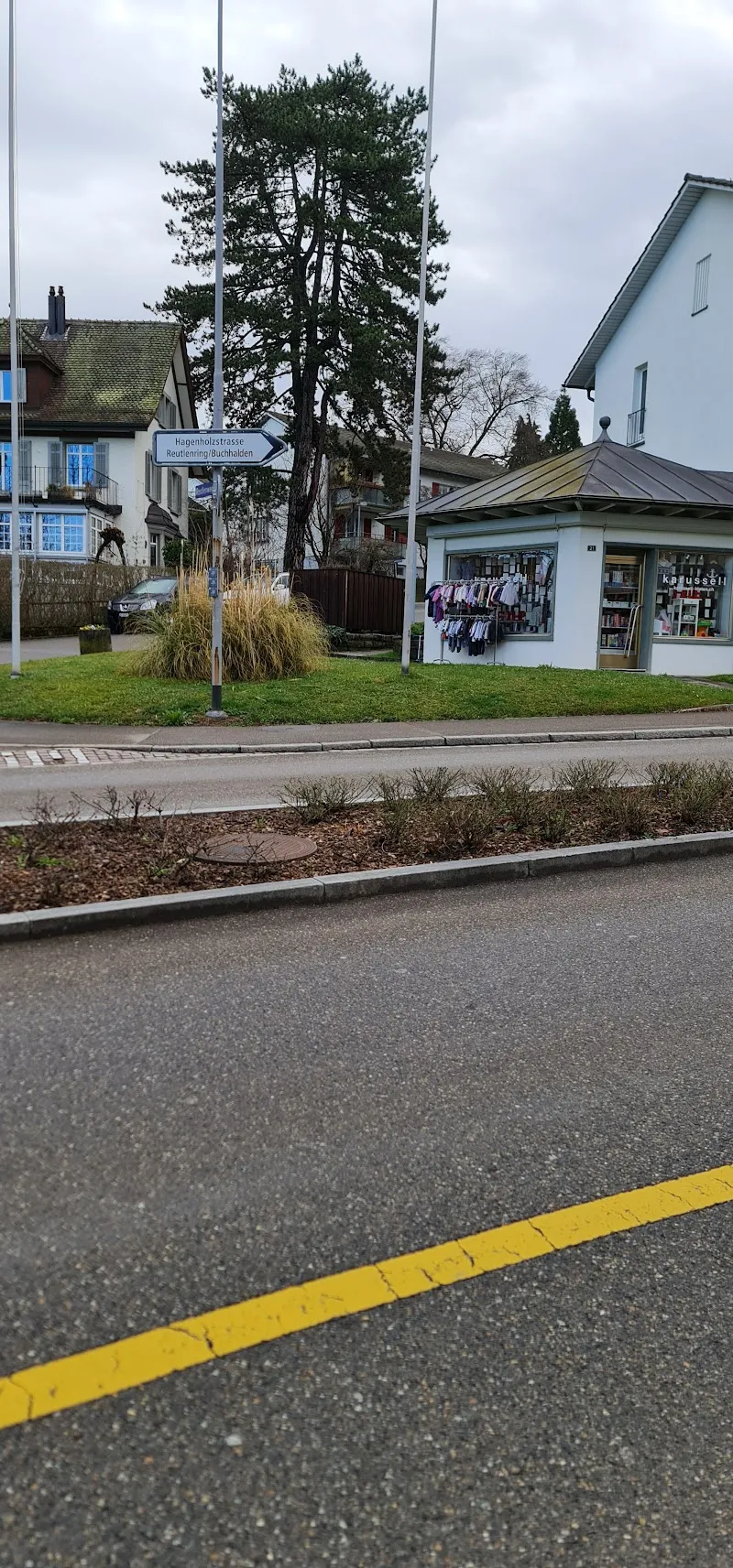 Karussell — Animalerie, Kloten, Zurich. Foto 2