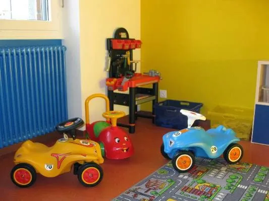 Kinderkrippe Zoo Regensdorf — Zoofachhandel in Regensdorf, Zürich. Bewertung 4.3/5.