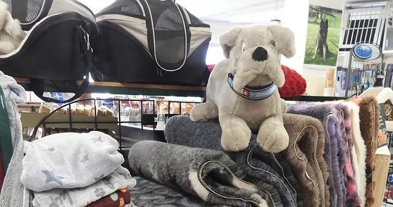 NaturNah GmbH — Animalerie, Saland, Zurich. Foto 2