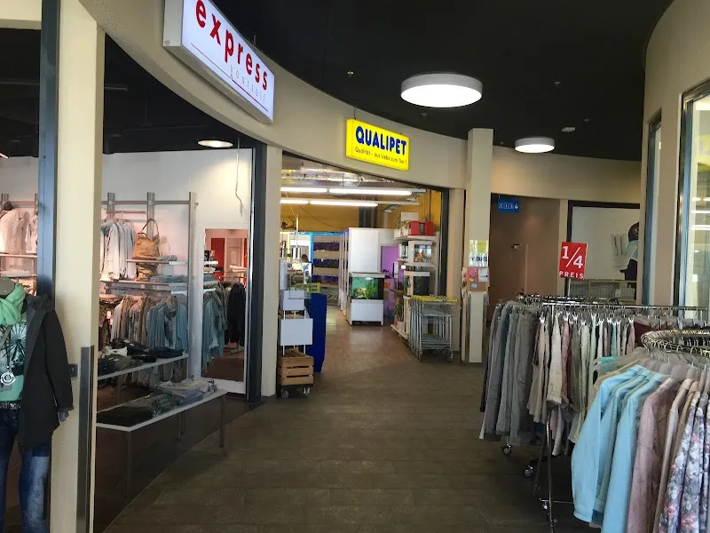 QUALIPET Center Egg — Zoofachhandel in Egg, Zürich. Bewertung 4.3/5.