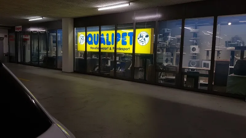 QUALIPET Center Hinwil — Zoofachhandel in Hinwil, Zürich. Bewertung 4.2/5.