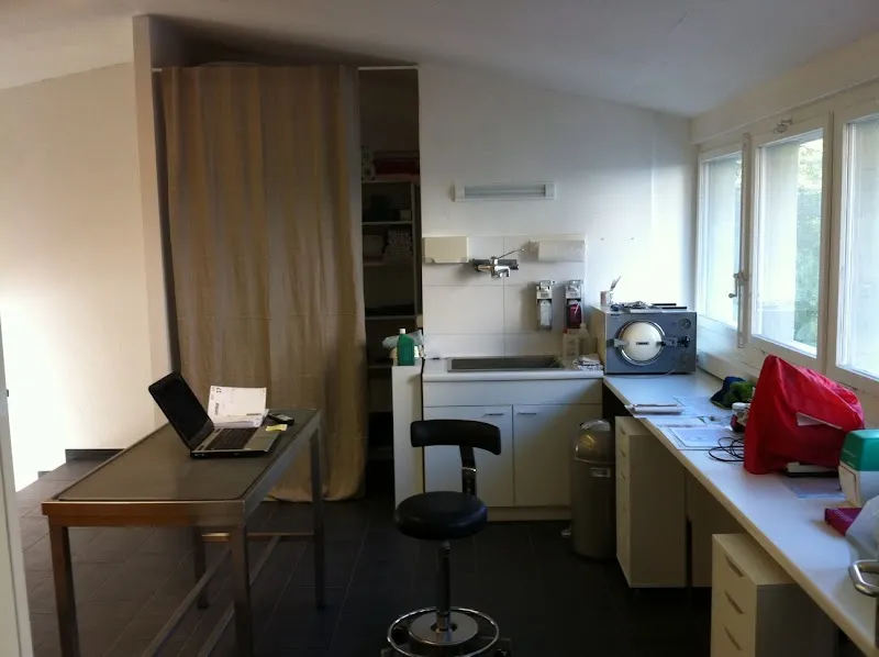 Tierarztpraxis St.Gallen West (Petsana GmbH) — Vétérinaire, St. Gallen, Saint-Gall. Foto 3