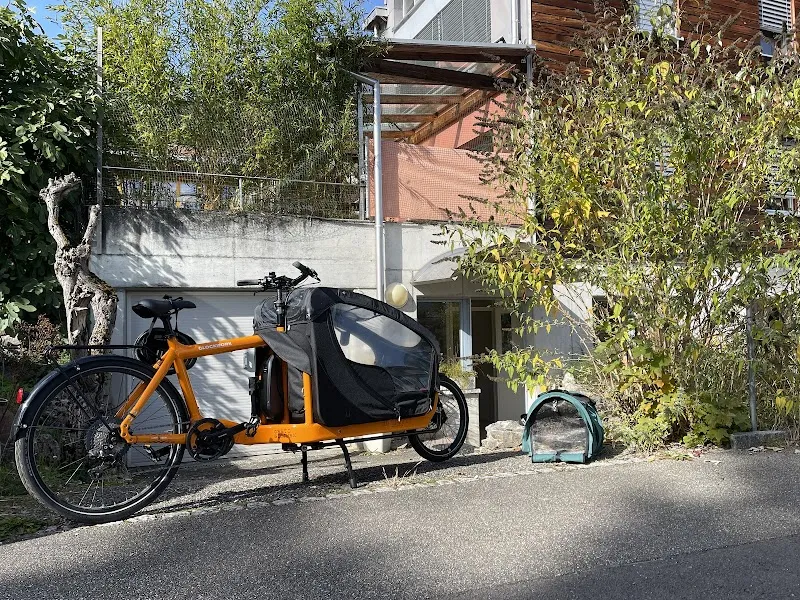 Frau Dr.med.vet. Isabelle Annette Schmid — Tierarzt in Reinach, Basel-Landschaft. Bewertung 5.0/5.