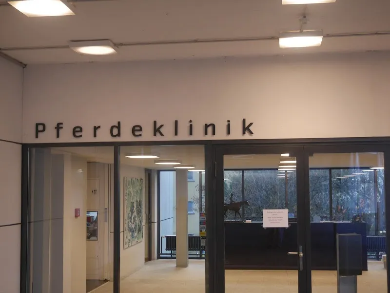 ISME Bern und Avenches — Vétérinaire, Bern, Berne. Foto 3