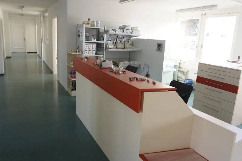 SiVet AG Tierarztpraxis für Kleintiere und Exoten — Vétérinaire, Langenthal, Berne. Foto 2